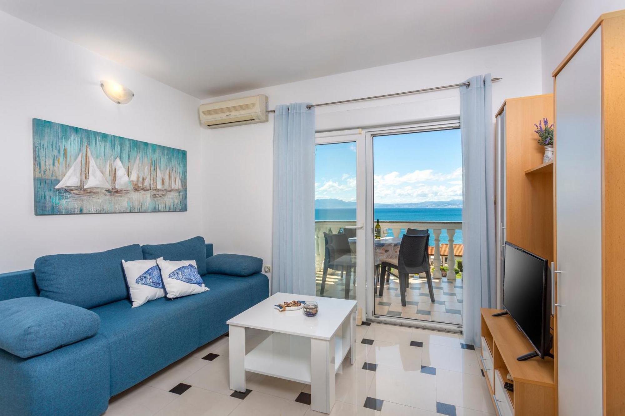 Apartments By The Sea Njivice, Krk - 5296 Ngoại thất bức ảnh